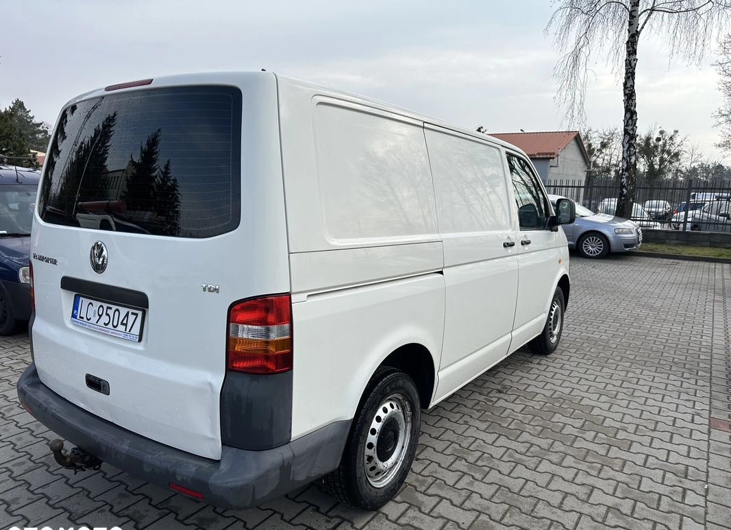 Volkswagen Transporter cena 18500 przebieg: 270000, rok produkcji 2005 z Chełm małe 232